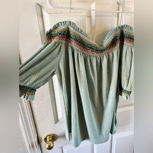 2X mint green off the shoulder blouse